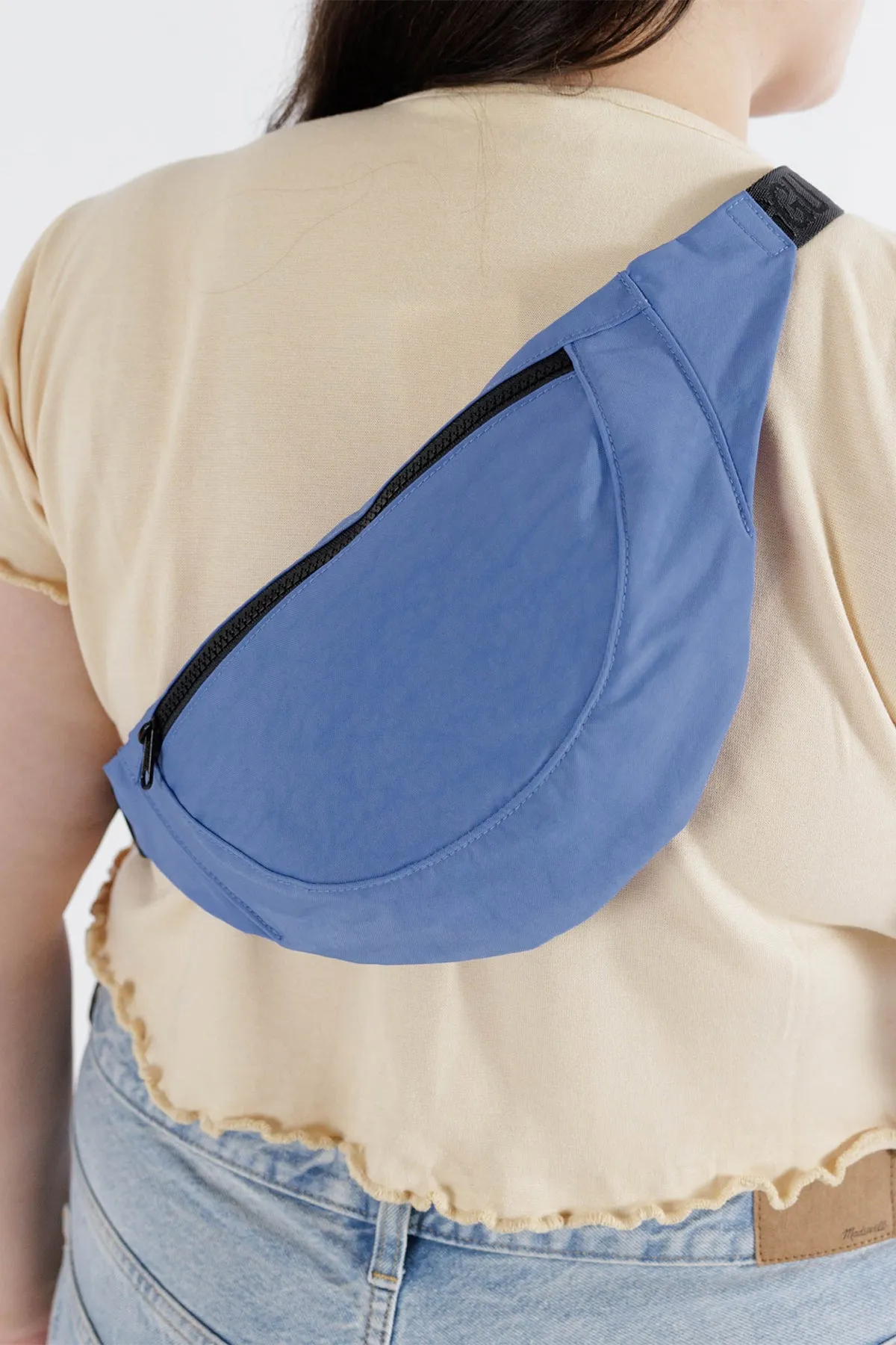 BAGGU Crescent Fanny Pack Pansy Blue