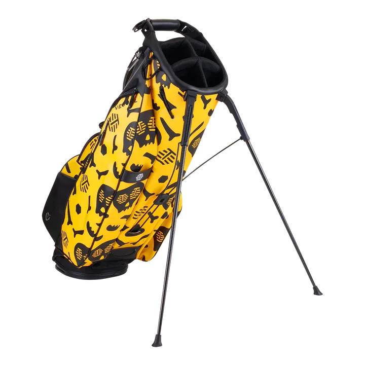 Bettinardi T-Hive Eyes Skull & Bones Vessel Player IV Stand Bag