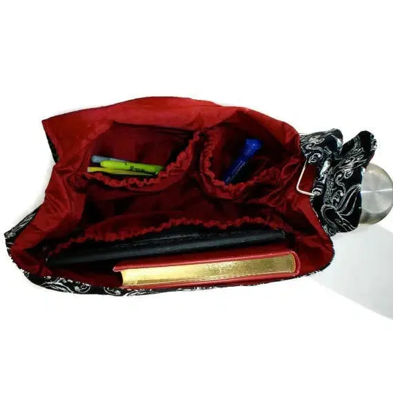 Cartas Marcadas Messenger Bag by Hemet