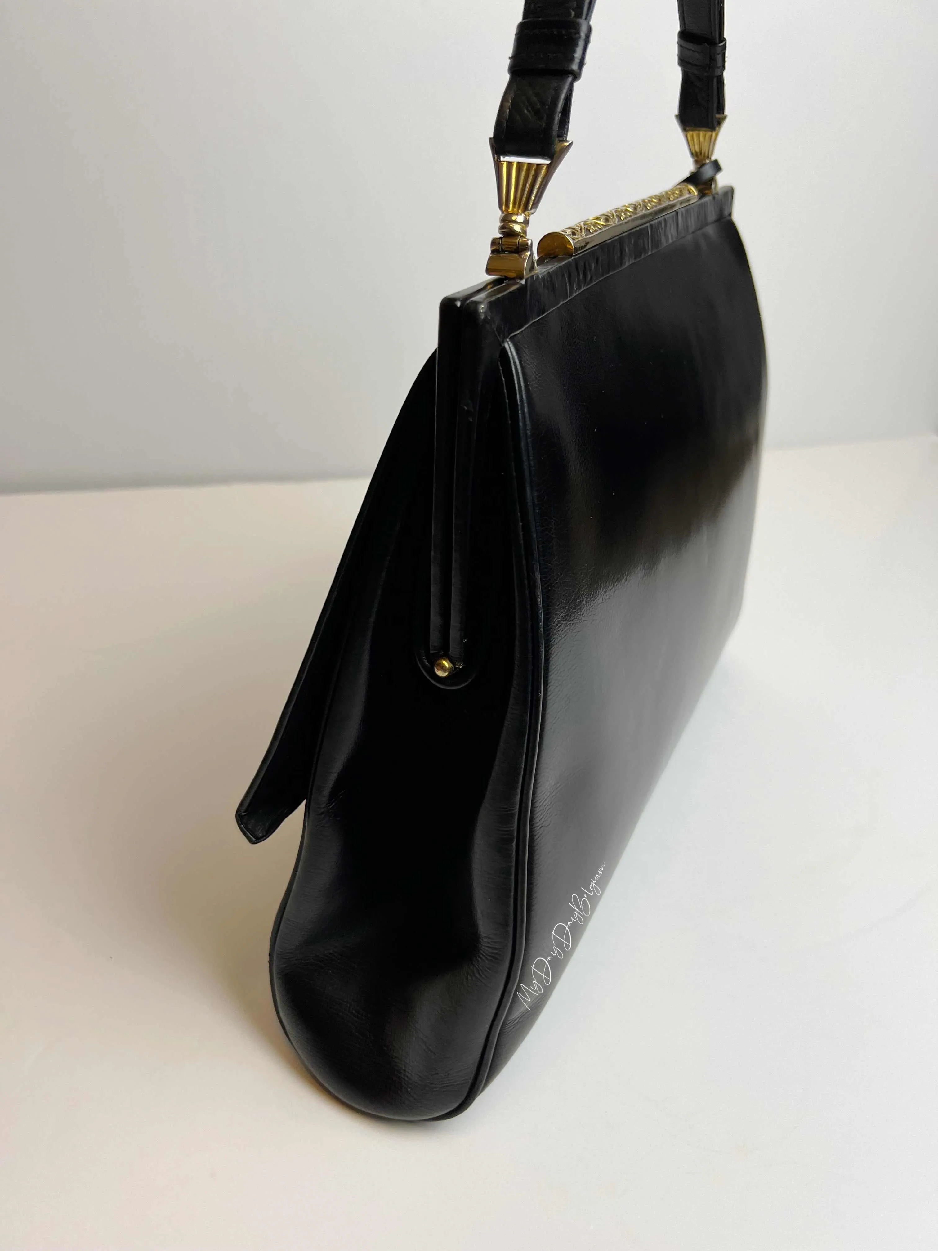 Delvaux 1962 shoulder bag collector piece