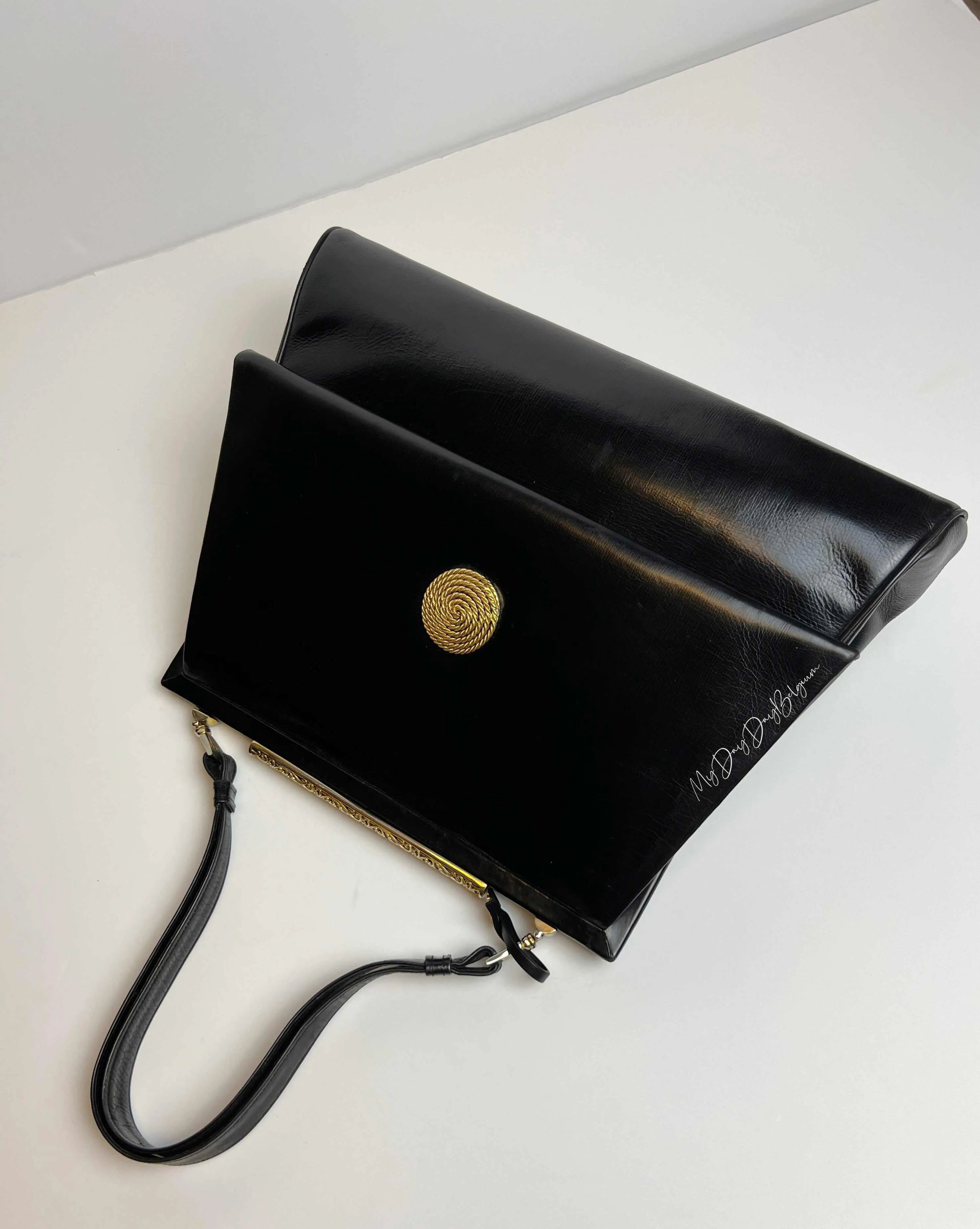 Delvaux 1962 shoulder bag collector piece