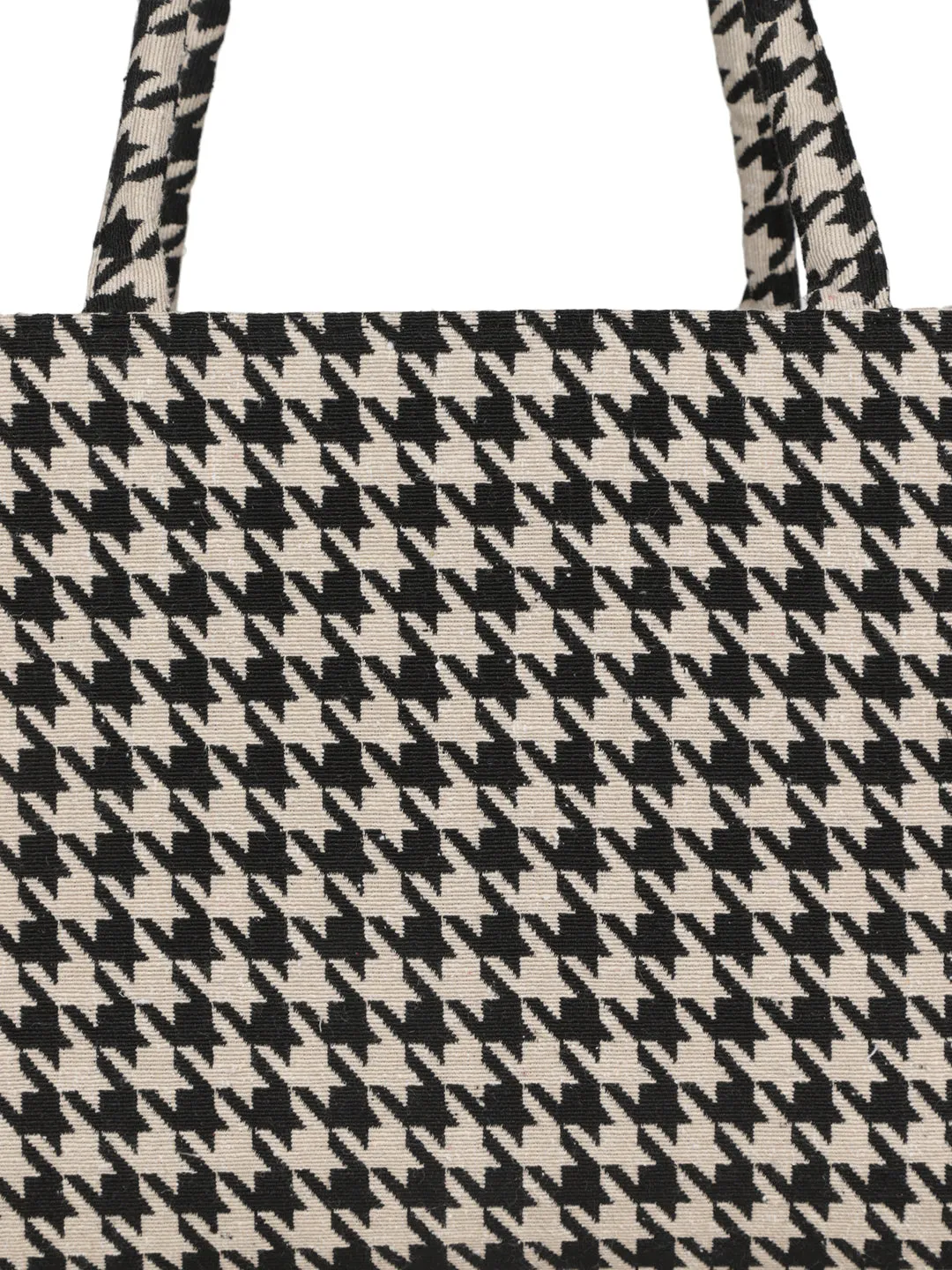 London Missy Tote Bag