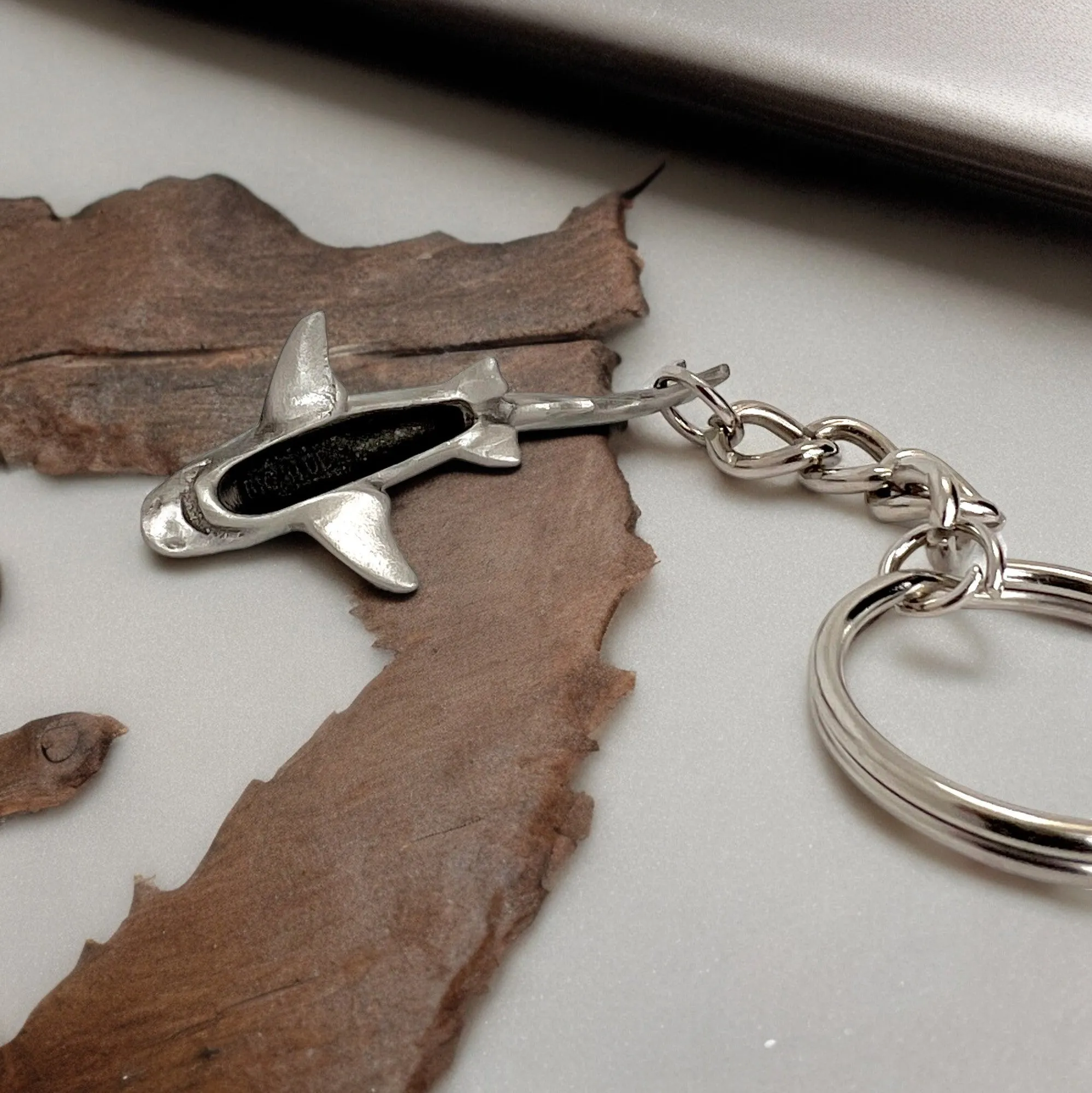 Reef Shark Keychain for Men and Women- Grey Reef Shark Keychain Charm, Gifts for Shark Lovers, Realistic Antique Pewter Keyring, Reef Shark Key Fob