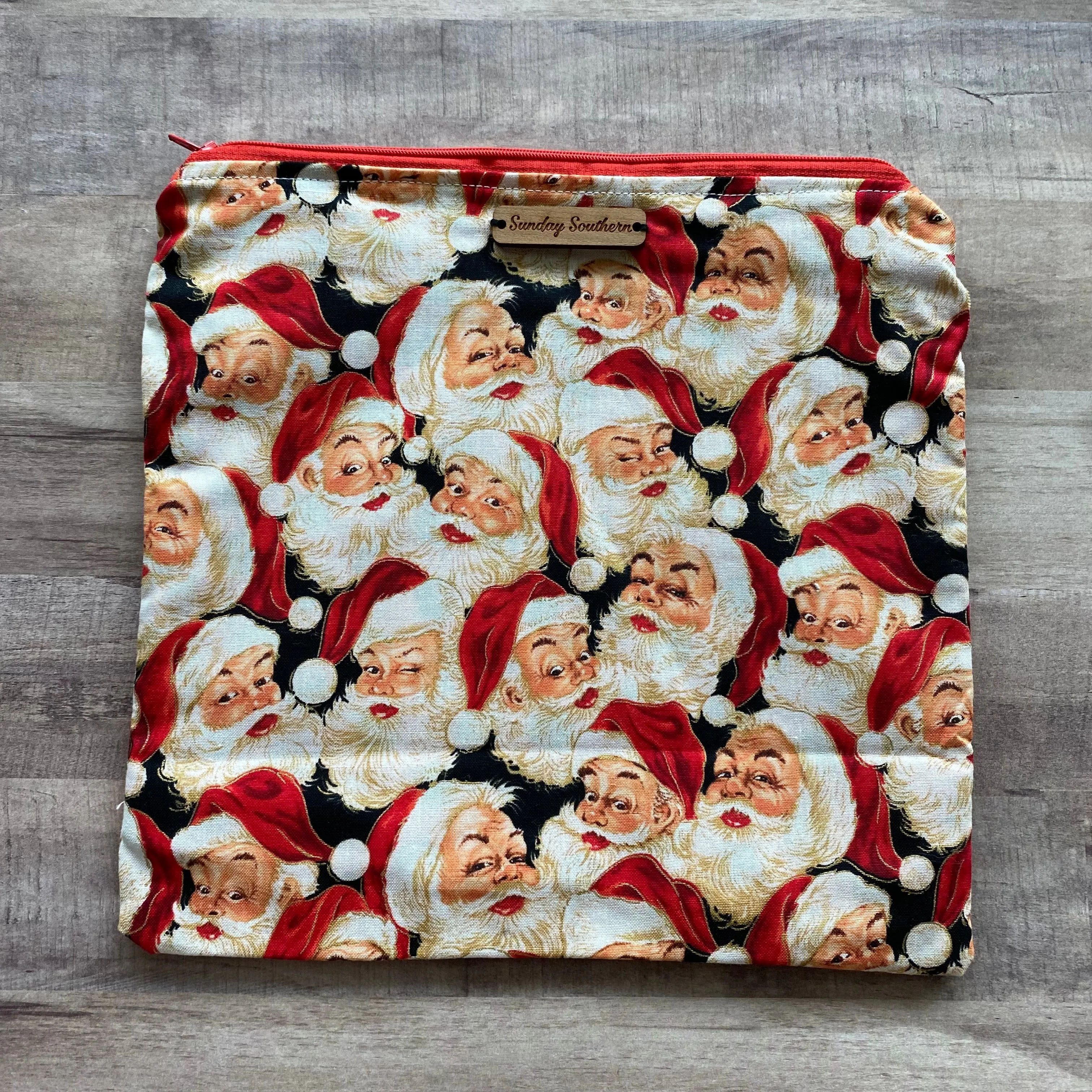 Santa! I Know Him Zipper Bag