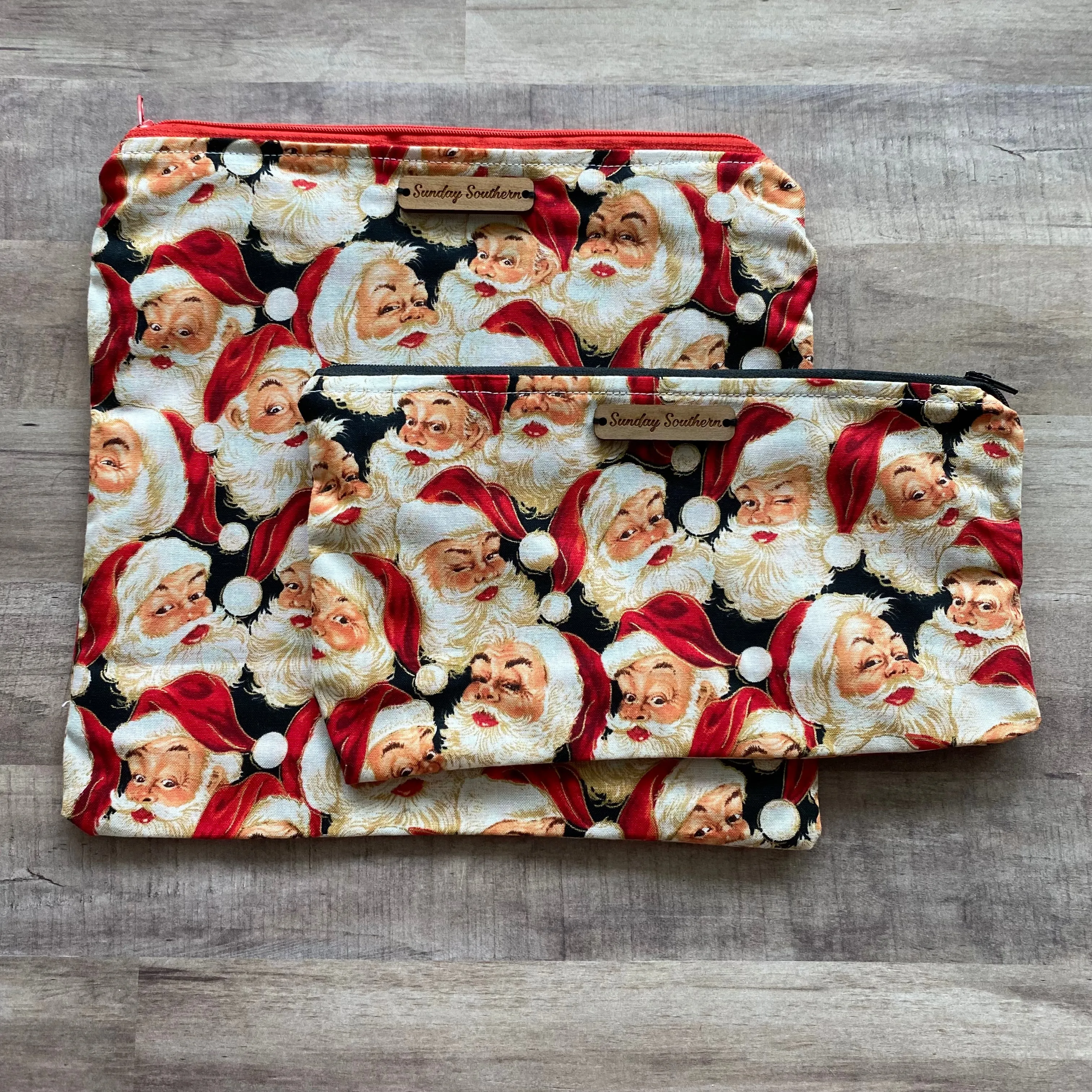 Santa! I Know Him Zipper Bag