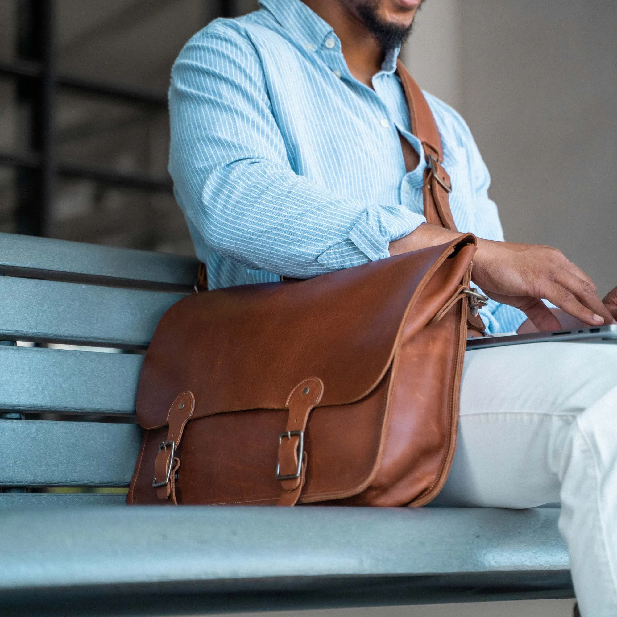 The No. 1860 EXPRESS - Fine Leather Messenger Bag & Mens Briefcase